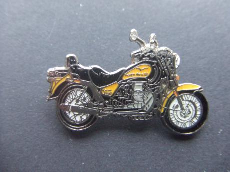 Moto Guzzi motor geel